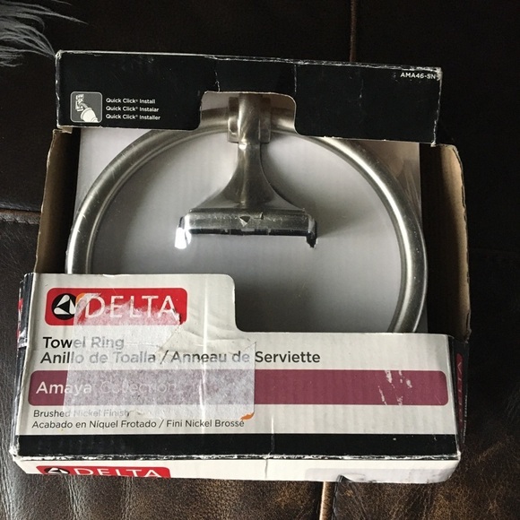 Delta Amaya Towel Ring in SpotShield Brushed Nickel - Picture 2 of 6